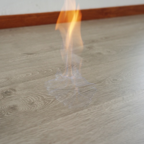 لماذا تستحوذ أرضيات SPC على المنازل والشركات على حد سواء