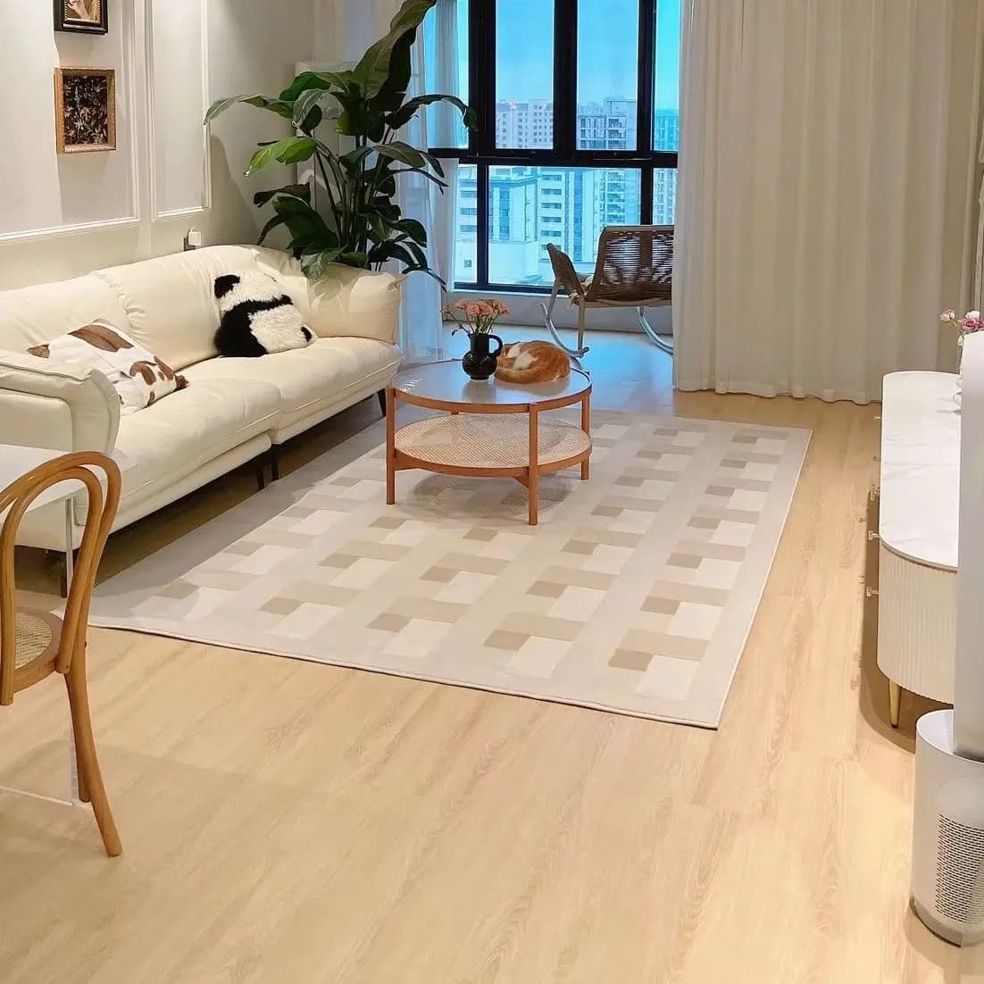 أرضيات خشب البلوط الأبيض من SPC: الخيار الكلاسيكي العصري لمنزلك